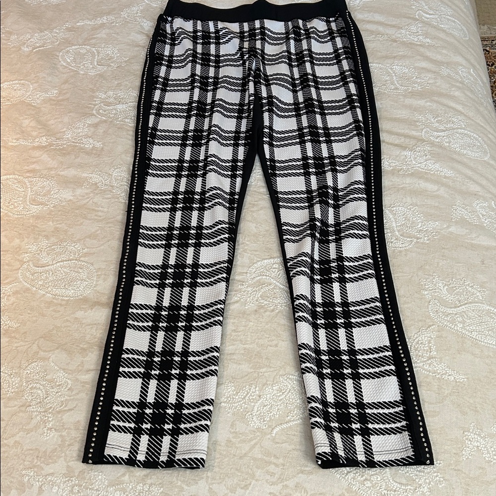 Frank Lyman black, and white Plaid Pull-On Pants with Studs